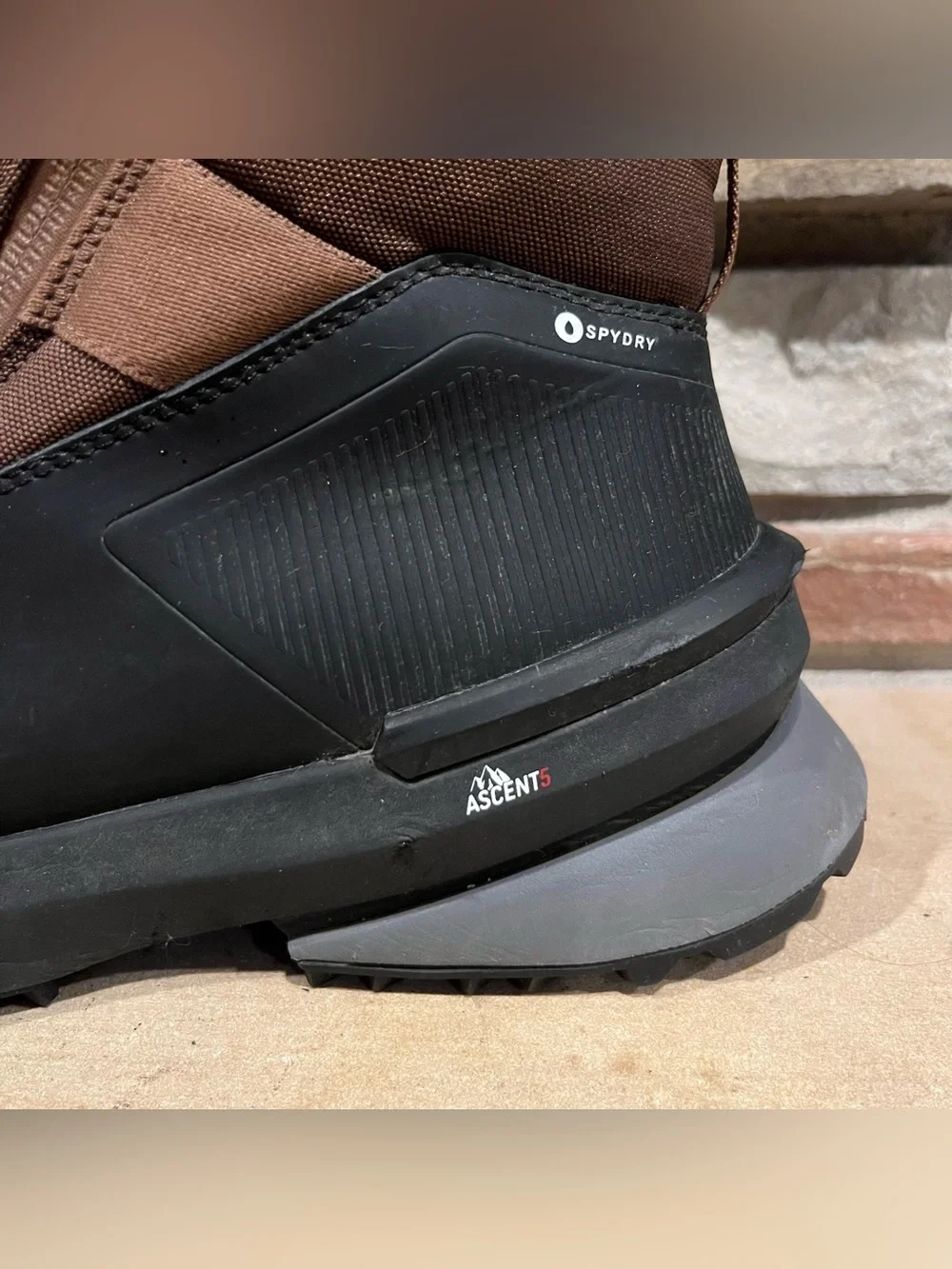 Spyder Hyland Ascent 5 Brown & Black Insulated Winter Boots